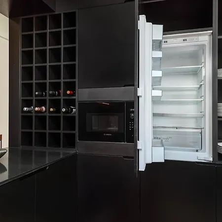 Uau Infinity Rooftop Pool Apartament *