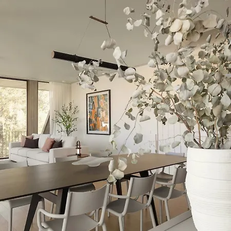 Uau Infinity Rooftop Pool