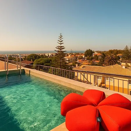 Uau Infinity Rooftop Pool Cascais