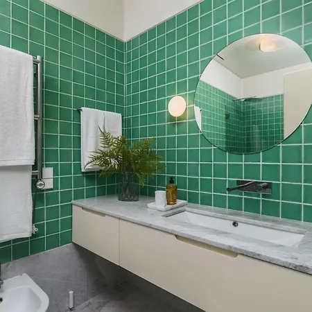 Uau Infinity Rooftop Pool Cascais