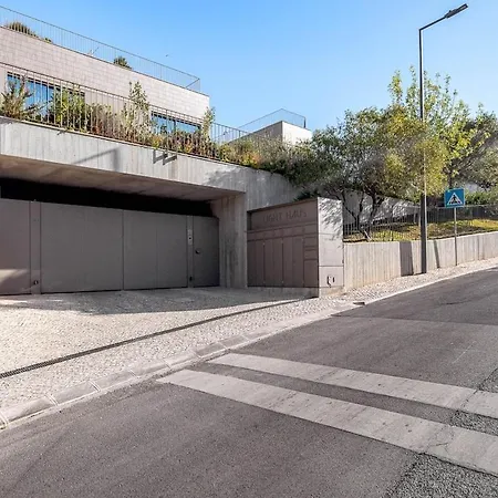 Uau Infinity Rooftop Pool *