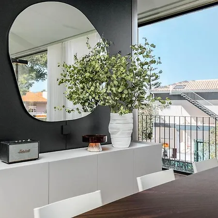 Uau Infinity Rooftop Pool Cascais